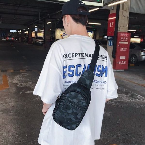 2021 new mens bag fashion pouch new mens and womens small shoulder bag outdoor casual shoulder bag fashionable camouflage chest
2021 new mens bag fashion pouch new mens and womens small shoulder bag outdoor casual shoulder bag fashionable camouflage chest