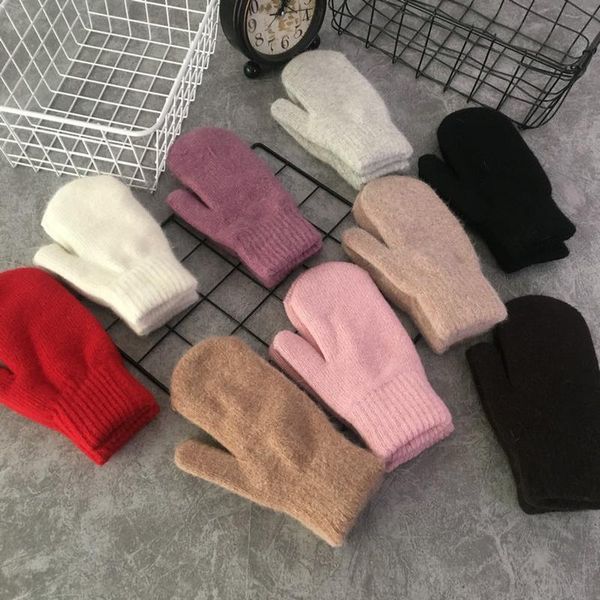 five fingers gloves 2021 fashion women winter pure color fur mittens soft warm candy female red for, Blue;gray
five fingers gloves 2021 fashion women winter pure color fur mittens soft warm candy female red for, Blue;gray