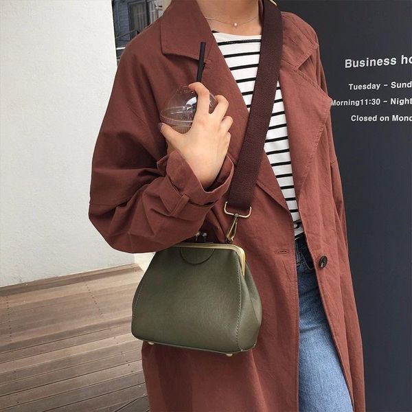 evening bags retro army green wide strap women shoulder crossbody handbag pu leather all-match bag korean japan style
evening bags retro army green wide strap women shoulder crossbody handbag pu leather all-match bag korean japan style