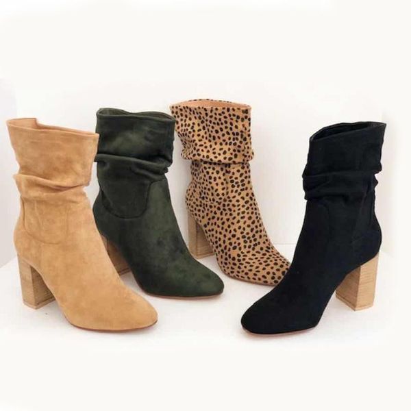 women leapard mid calf boots woman pleated suede square high heel autumn winter female shoe 2021 ladies casual footwear big size, Black
women leapard mid calf boots woman pleated suede square high heel autumn winter female shoe 2021 ladies casual footwear big size, Black
