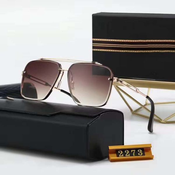 men's retro fashion british style square sunglasses uv400 anti-ultraviolet sunshade lenses, White;black
men's retro fashion british style square sunglasses uv400 anti-ultraviolet sunshade lenses, White;black