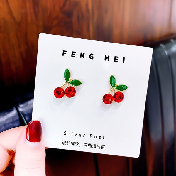 cherry earring alloy oil drop creative 2021 new diamond mesh red earrings for women, Golden
cherry earring alloy oil drop creative 2021 new diamond mesh red earrings for women, Golden