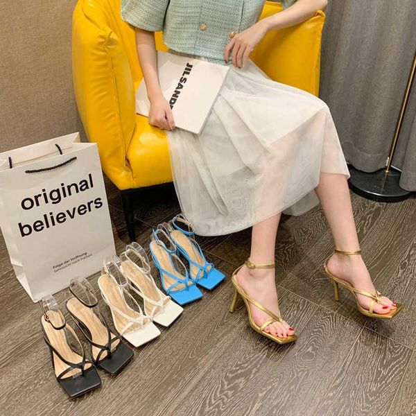 dress shoes 2021 show women's spring and summer clip toe square head button high-heeled sandals, Black
dress shoes 2021 show women's spring and summer clip toe square head button high-heeled sandals, Black