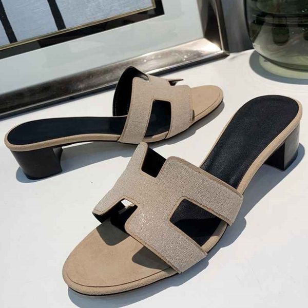 75% off factory outlet sale summer women kitten middle heel sheepskin crystal slippers luxury brand ers genuine leather rivet design flip fl, Black
75% off factory outlet sale summer women kitten middle heel sheepskin crystal slippers luxury brand ers genuine leather rivet design flip fl, Black