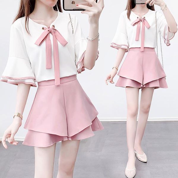 women's tracksuits 2021 summer short two piece set women chiffon loose shirt + solid wide leg mini pants female work wear fashion suits, Gray
women's tracksuits 2021 summer short two piece set women chiffon loose shirt + solid wide leg mini pants female work wear fashion suits, Gray
