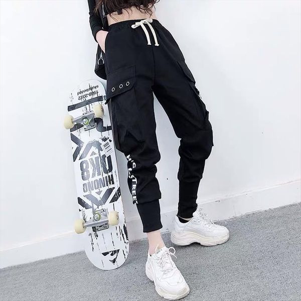 big pockets cargo high waist womens capris baggy tactical trouser loose streetwear hip hop joggers, Black;white
big pockets cargo high waist womens capris baggy tactical trouser loose streetwear hip hop joggers, Black;white