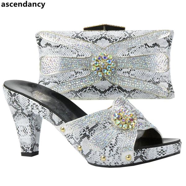 nigerian party shoes and bag sets decorated with rhinestone african matching bags italian in women dress, Black
nigerian party shoes and bag sets decorated with rhinestone african matching bags italian in women dress, Black