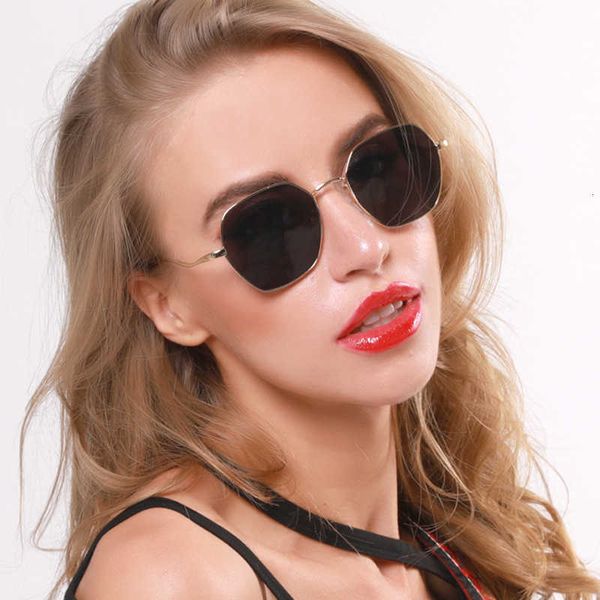 aviator sunglasses teenyoun women brand designer sunglasses retro for luxury vintage polygon sun glasses female eyeware oculos de sol uv400, White;black
aviator sunglasses teenyoun women brand designer sunglasses retro for luxury vintage polygon sun glasses female eyeware oculos de sol uv400, White;black