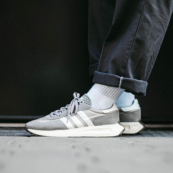 designer bullfight casual shoes retro yuan grey popcorn men and women sneakers lovers running shoes, Black
designer bullfight casual shoes retro yuan grey popcorn men and women sneakers lovers running shoes, Black
