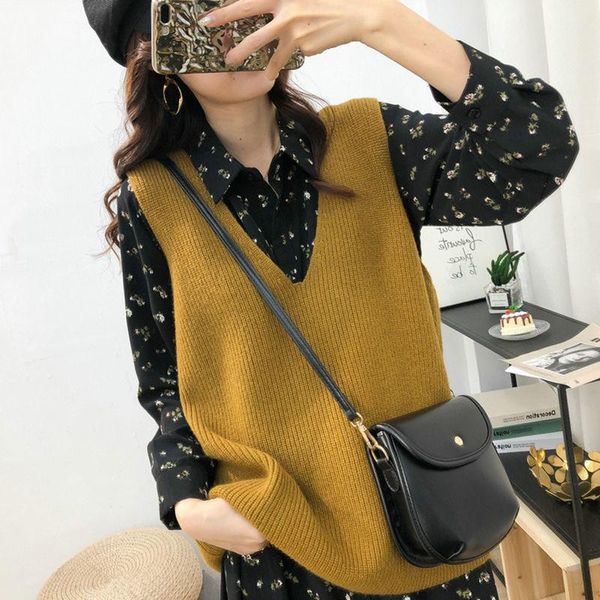 women's vests knitted oversized sweater v-neck women sleeveless knitting pullovers tank waistcoat, Black;white
women's vests knitted oversized sweater v-neck women sleeveless knitting pullovers tank waistcoat, Black;white
