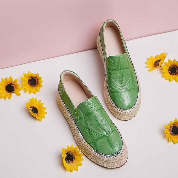 soft print sheep leather thick bottom shoes round toe waterproof slip on women autumn daily wear leisure pumps l84 dress, Black
soft print sheep leather thick bottom shoes round toe waterproof slip on women autumn daily wear leisure pumps l84 dress, Black