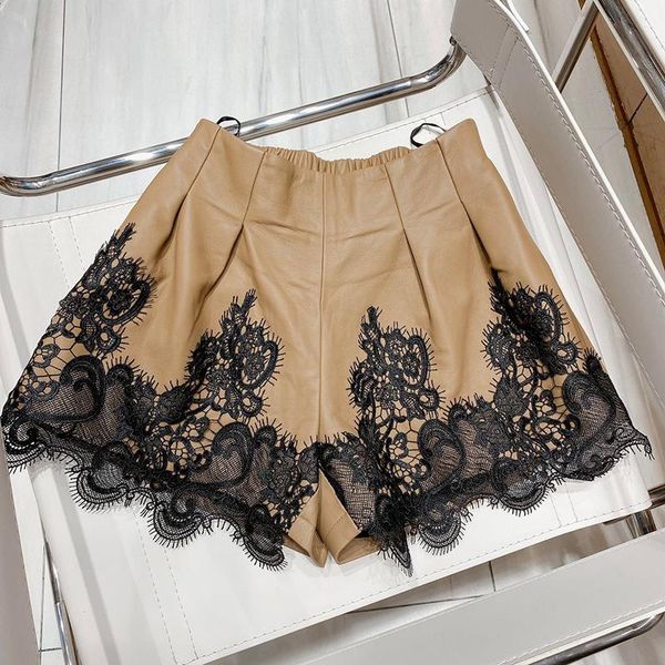 women's shorts 3 color fashion lace patchwork sheepskin women a-line pleated high-street short pants lady 2021, White;black
women's shorts 3 color fashion lace patchwork sheepskin women a-line pleated high-street short pants lady 2021, White;black