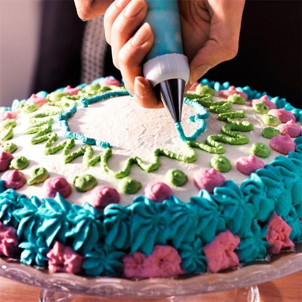 baking & pastry tools 32 pcs/set silicone bag tips kitchen cake icing piping cream decorating reusable bags+24 nozzle set
baking & pastry tools 32 pcs/set silicone bag tips kitchen cake icing piping cream decorating reusable bags+24 nozzle set
