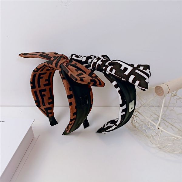 75% off design new headdress fabric wide edge hair hoop bow knot autumn and winter headband face washing card, Silver
75% off design new headdress fabric wide edge hair hoop bow knot autumn and winter headband face washing card, Silver