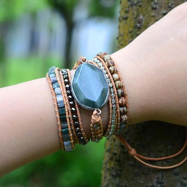 arrival 4unik exclusive women bangles bracelets natural stone crystal 5 strands leather wrap bracelet femme charm, Golden;silver
arrival 4unik exclusive women bangles bracelets natural stone crystal 5 strands leather wrap bracelet femme charm, Golden;silver