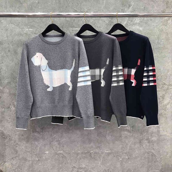 thom sweater autunm winter brand clothing nylon dog crepe buffalo check jacquard hector graphics 4-bar pullover coat, White;black
thom sweater autunm winter brand clothing nylon dog crepe buffalo check jacquard hector graphics 4-bar pullover coat, White;black