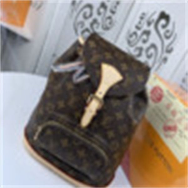 large fashion business designer capacity backpack backpacks luxury women shows oxidized leather m51136 totes messenger bags old pattern
large fashion business designer capacity backpack backpacks luxury women shows oxidized leather m51136 totes messenger bags old pattern