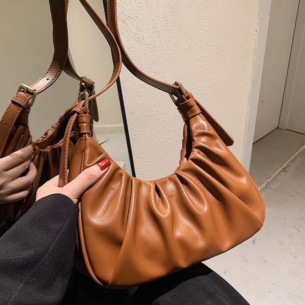 design bags trendy fashion small women's new foreign style texture versatile single shoulder bag pleated messenger bag mobile phone
design bags trendy fashion small women's new foreign style texture versatile single shoulder bag pleated messenger bag mobile phone