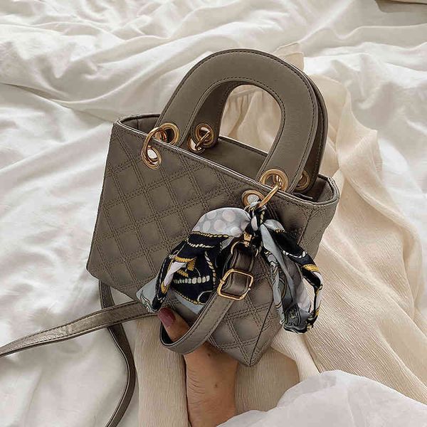 portable trend dai women's fei bag 2021 new french minority texture lingge mini single shoulder messenger
portable trend dai women's fei bag 2021 new french minority texture lingge mini single shoulder messenger