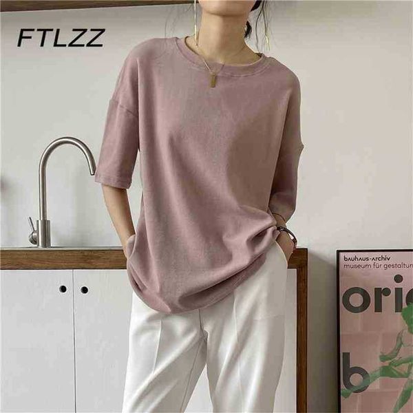 women casual t shirt spring summer half sleeve o neck korean shirts woman solid black tee streetwear cotton 210525, White
women casual t shirt spring summer half sleeve o neck korean shirts woman solid black tee streetwear cotton 210525, White
