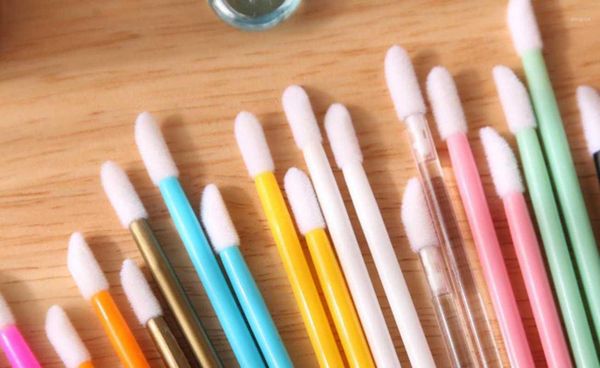 50pcs disposable women makeup lip brush lipstick lipgloss wands applicator cosmetic accessories maquiagem tools1
50pcs disposable women makeup lip brush lipstick lipgloss wands applicator cosmetic accessories maquiagem tools1