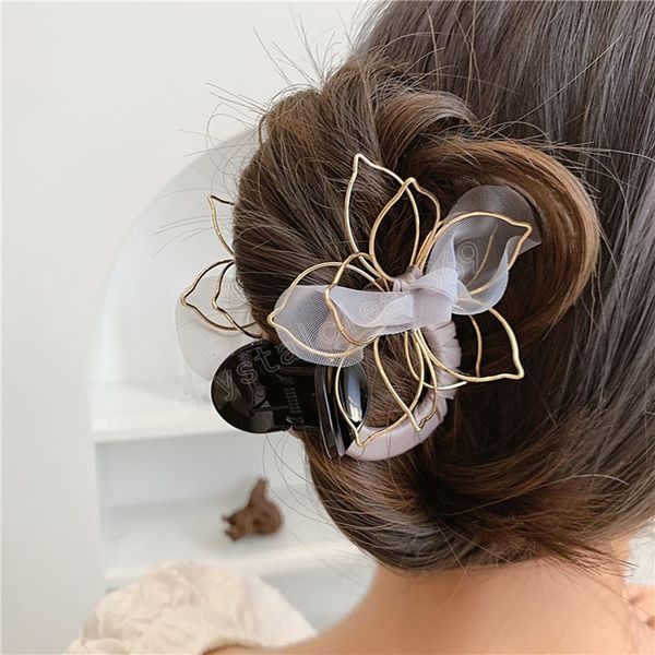 chiffon bowknot hollow flowers hair claws female catching clips hair clip women hair accessories, Slivery;white
chiffon bowknot hollow flowers hair claws female catching clips hair clip women hair accessories, Slivery;white