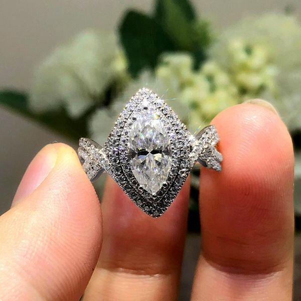 wedding rings huitan fashion engagement for women full brilliant cubic zirconia romantic proposal ring love gifts 2021 trend jewelry, Slivery;golden
wedding rings huitan fashion engagement for women full brilliant cubic zirconia romantic proposal ring love gifts 2021 trend jewelry, Slivery;golden