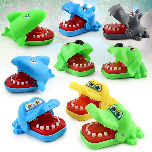 3pieces/lot1pcs mini portable biting hand toy creative and interesting interactive toy childrens favorite christmas gift
3pieces/lot1pcs mini portable biting hand toy creative and interesting interactive toy childrens favorite christmas gift