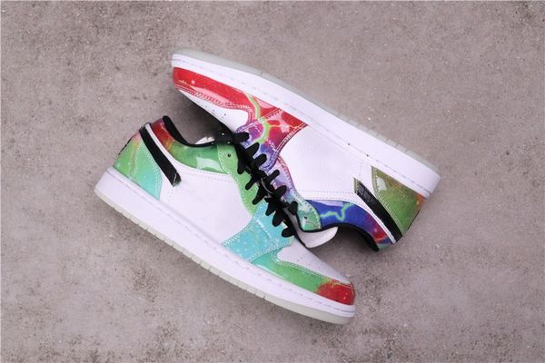 qiao1 galaxy star model, light and comfortable low women's shoes, outdoor sports women's shoes
qiao1 galaxy star model, light and comfortable low women's shoes, outdoor sports women's shoes