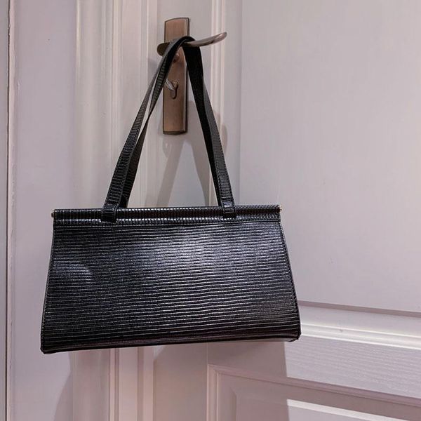 leather purses and handbags for women designer luxury fashion girl female shoppers solid color lizard pattern wallets evening bags
leather purses and handbags for women designer luxury fashion girl female shoppers solid color lizard pattern wallets evening bags