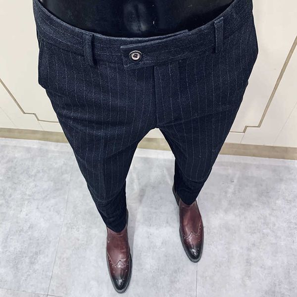 autumn men suit pants woolen striped slim business dress pants casual wediing streetwear social trousers pantalon homme 210527, White;black
autumn men suit pants woolen striped slim business dress pants casual wediing streetwear social trousers pantalon homme 210527, White;black