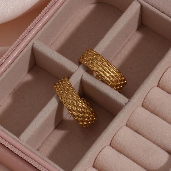 stud trendy stainless steel round gold plated waterproof tarnish studs earrings for women girls party jewelry gifts, Golden;silver
stud trendy stainless steel round gold plated waterproof tarnish studs earrings for women girls party jewelry gifts, Golden;silver