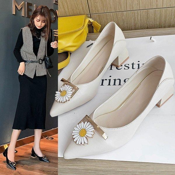 dress shoes 2021 spring and autumn small daisy shallow mouth pointed single thick heel retro mid-heel female x375, Black
dress shoes 2021 spring and autumn small daisy shallow mouth pointed single thick heel retro mid-heel female x375, Black