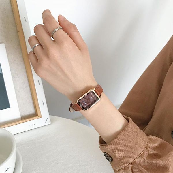 wristwatches rectangle qualities women watches fashion simple ladies brown vintage leather band retro female quartz watch gifts, Slivery;brown
wristwatches rectangle qualities women watches fashion simple ladies brown vintage leather band retro female quartz watch gifts, Slivery;brown