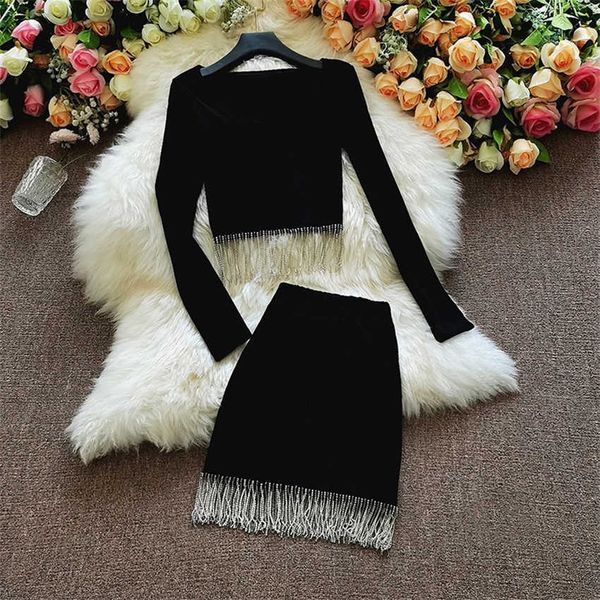 20 new fashion autumn two piece cotton + tassel skirt lady long sleeve women suits girl black tees bottomings 1272 y0621, White
20 new fashion autumn two piece cotton + tassel skirt lady long sleeve women suits girl black tees bottomings 1272 y0621, White