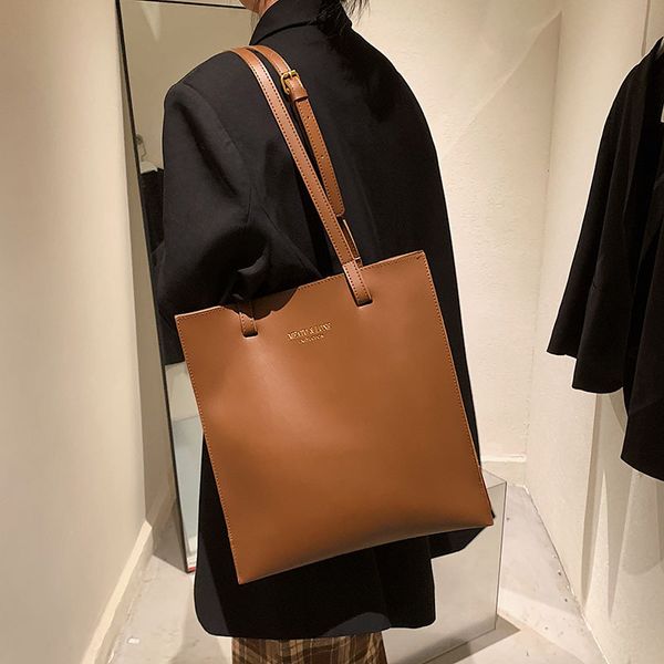 handbagsbag female 2021 popular new fashion color contrast large capacity single shoulder student class bag literature and art portable tote, Silver
handbagsbag female 2021 popular new fashion color contrast large capacity single shoulder student class bag literature and art portable tote, Silver