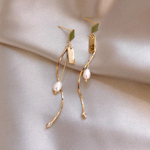 dangle & chandelier stud earrings women's long metal pearl tassel korean jewelry for women drop, Silver
dangle & chandelier stud earrings women's long metal pearl tassel korean jewelry for women drop, Silver