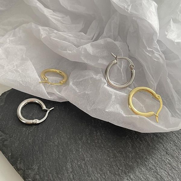 stud s925 silver glossy c-shaped earrings female korean personality models wild fashion ear hook temperament studs jewelry, Golden;silver
stud s925 silver glossy c-shaped earrings female korean personality models wild fashion ear hook temperament studs jewelry, Golden;silver