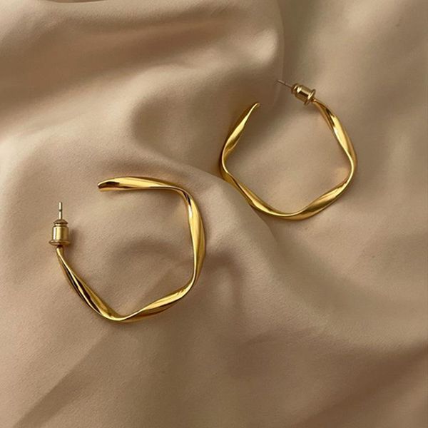 hoop & huggie female creative twist circle geometric round earrings for women accessories retro party jewelry gift, Golden;silver
hoop & huggie female creative twist circle geometric round earrings for women accessories retro party jewelry gift, Golden;silver