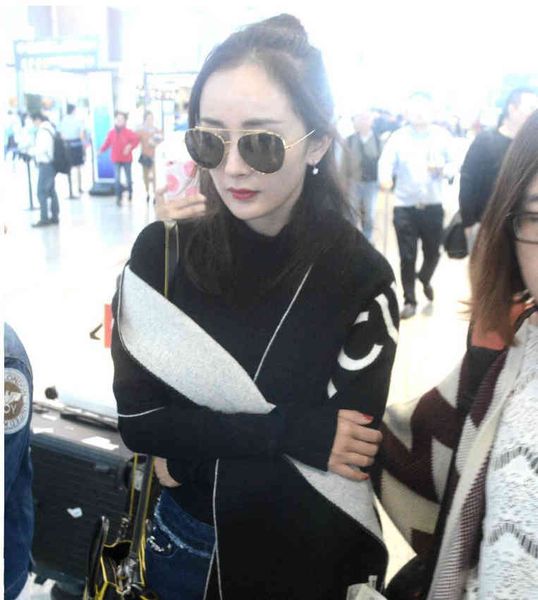 70% off design scarf the same black letter fashion shawl dual-purpose imitation cashmere tassel at yangmi airport in autumn and winter 2018, Blue;gray
70% off design scarf the same black letter fashion shawl dual-purpose imitation cashmere tassel at yangmi airport in autumn and winter 2018, Blue;gray