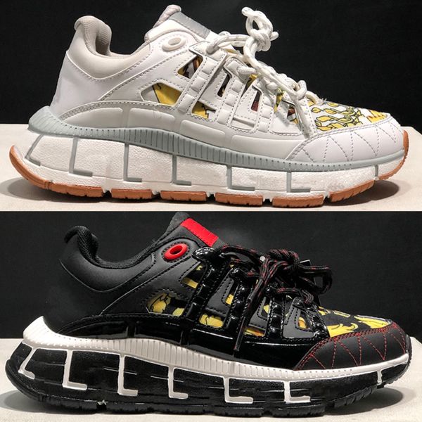 luxury trigreca sneakers mens desginer dad shoes women leather barocco print lateral greca comfortable outdoor sneaker casual shoes with box
luxury trigreca sneakers mens desginer dad shoes women leather barocco print lateral greca comfortable outdoor sneaker casual shoes with box