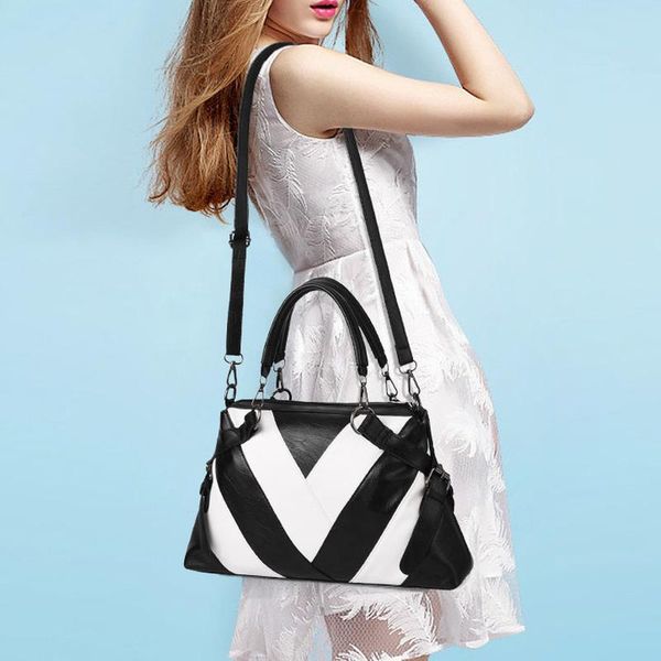 evening bags female bag 2021 trendy fashion women's handbag soft leather hit color large capacity versatile shoulder
evening bags female bag 2021 trendy fashion women's handbag soft leather hit color large capacity versatile shoulder