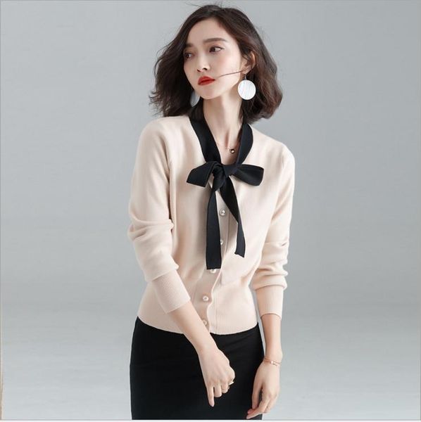 women's sweaters 2021 long-sleeved bow heart machine thickening sweater, White;black
women's sweaters 2021 long-sleeved bow heart machine thickening sweater, White;black