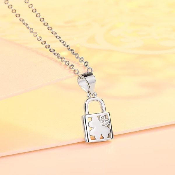 chains s925 silver necklace female sterling simple ins four-leaf clover lock pendant clavicle chain net red jewelry
chains s925 silver necklace female sterling simple ins four-leaf clover lock pendant clavicle chain net red jewelry