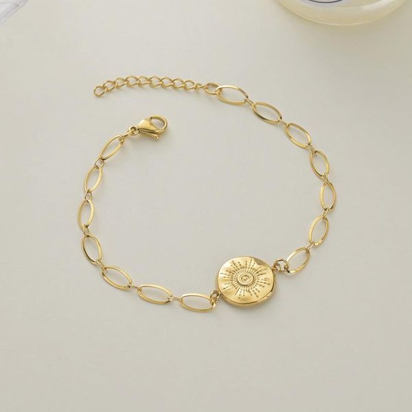 charm bracelets vintage stainless steel chain bangle bracelet gold metal jewelry for women engraved sun round girls gift 2021, Golden;silver
charm bracelets vintage stainless steel chain bangle bracelet gold metal jewelry for women engraved sun round girls gift 2021, Golden;silver