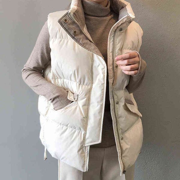 stand collar cotton et female design sense of minority korean down vest fall and winter versatile fashion short, Black;white
stand collar cotton et female design sense of minority korean down vest fall and winter versatile fashion short, Black;white