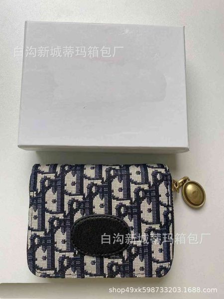 bag female new fashion letter small square bag wallet card key purse sale, Red;black
bag female new fashion letter small square bag wallet card key purse sale, Red;black