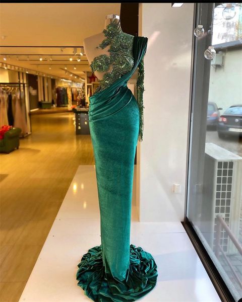 emerald green mermaid prom dresses one shoulder lace appliques beads flower evening dress custom made ruffles party gown, Black;red
emerald green mermaid prom dresses one shoulder lace appliques beads flower evening dress custom made ruffles party gown, Black;red