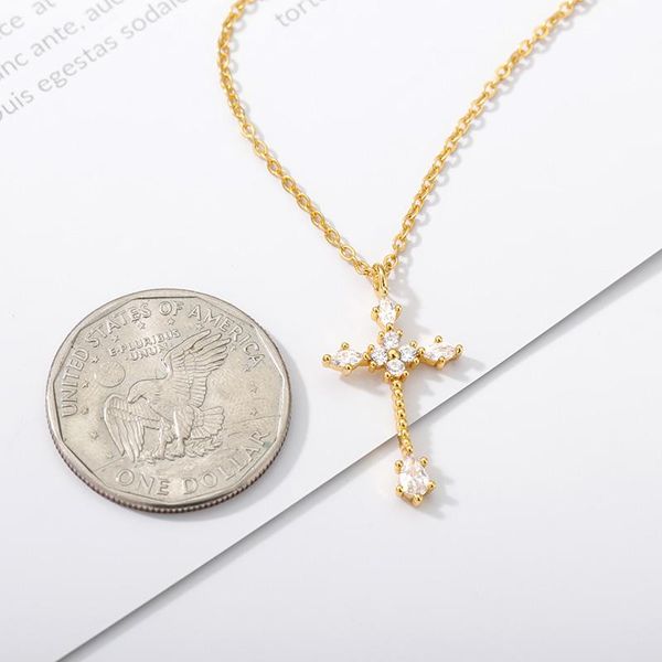 luxury female out cross pendants necklace for men women with crystal zircon hip hop classic jewelry clavicle chain choker pendant neckla nec, Silver
luxury female out cross pendants necklace for men women with crystal zircon hip hop classic jewelry clavicle chain choker pendant neckla nec, Silver