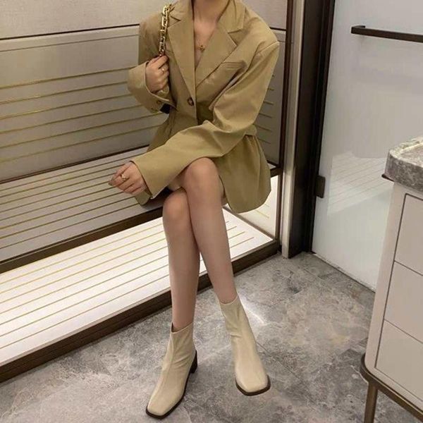 dress shoes korean style short leather boots with back zipper small square head pu pure autumn and winter, Black
dress shoes korean style short leather boots with back zipper small square head pu pure autumn and winter, Black